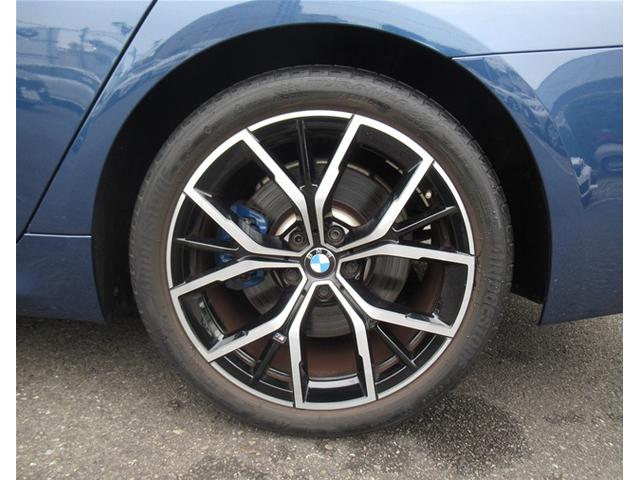 ５シリーズ ５３０ｅ　Ｍスポーツ　エディションジョイ＋　５３０ｅ　Ｍスポーツ　エディションジョイプラスＨＤＤナビゲーション　電動レザーシート　衝突軽減ブレーキ　１９インチアルミホイール（8枚目）