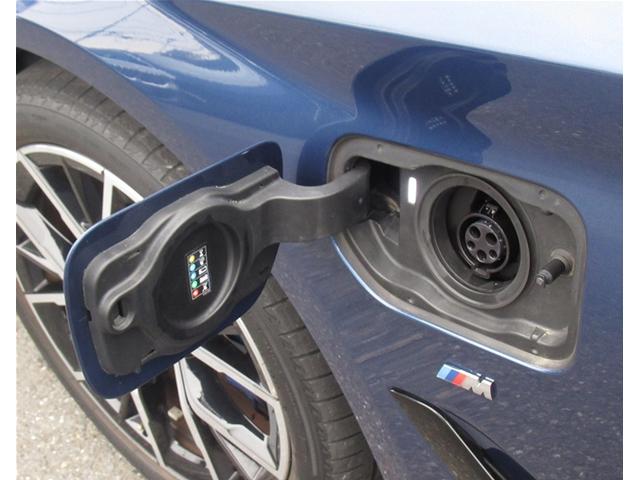 ５シリーズ ５３０ｅ　Ｍスポーツ　エディションジョイ＋　５３０ｅ　Ｍスポーツ　エディションジョイプラスＨＤＤナビゲーション　電動レザーシート　衝突軽減ブレーキ　１９インチアルミホイール（17枚目）