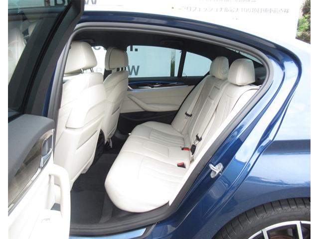 ５シリーズ ５３０ｅ　Ｍスポーツ　エディションジョイ＋　５３０ｅ　Ｍスポーツ　エディションジョイプラスＨＤＤナビゲーション　電動レザーシート　衝突軽減ブレーキ　１９インチアルミホイール（27枚目）