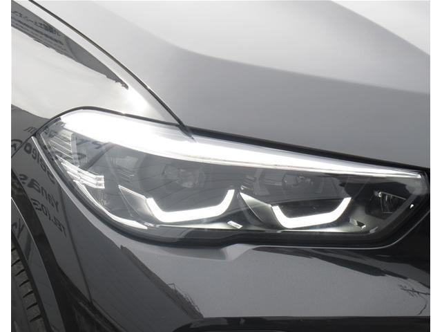 Ｘ５ ｘＤｒｉｖｅ　４０ｄ　Ｍスポーツ　純正ナビゲーション　ＥＴＣ　２０インチアロイホイール　バックカメラ　全周囲カメラ　コーヒーブラウンレザー　フロンシートヒーター　衝突軽減ブレーキ　サンルーフ　電動トランク（18枚目）