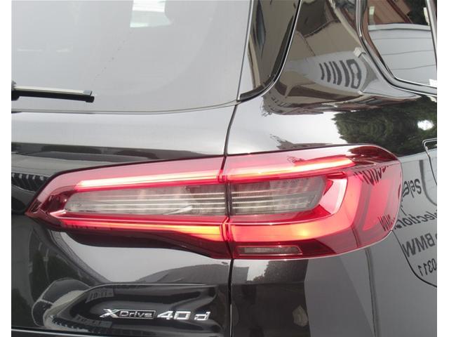 Ｘ５ ｘＤｒｉｖｅ　４０ｄ　Ｍスポーツ　純正ナビゲーション　ＥＴＣ　２０インチアロイホイール　バックカメラ　全周囲カメラ　コーヒーブラウンレザー　フロンシートヒーター　衝突軽減ブレーキ　サンルーフ　電動トランク（19枚目）