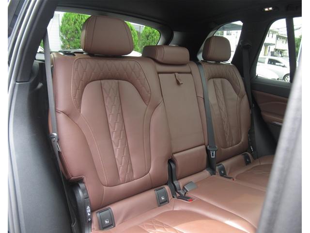 Ｘ５ ｘＤｒｉｖｅ　４０ｄ　Ｍスポーツ　純正ナビゲーション　ＥＴＣ　２０インチアロイホイール　バックカメラ　全周囲カメラ　コーヒーブラウンレザー　フロンシートヒーター　衝突軽減ブレーキ　サンルーフ　電動トランク（25枚目）