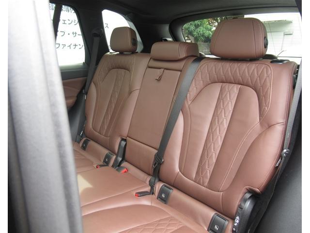Ｘ５ ｘＤｒｉｖｅ　４０ｄ　Ｍスポーツ　純正ナビゲーション　ＥＴＣ　２０インチアロイホイール　バックカメラ　全周囲カメラ　コーヒーブラウンレザー　フロンシートヒーター　衝突軽減ブレーキ　サンルーフ　電動トランク（30枚目）