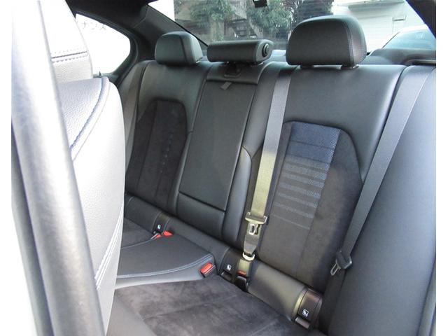 3シリーズ 320d xDrive Mスポーツ 純正ナビゲーション 18インチアロイホイール 全周囲カメラ ハーフレザーシート 電動シート フロンシートヒーター 電動テールゲート 衝突軽減ブレーキ Bluetooth(26枚目)