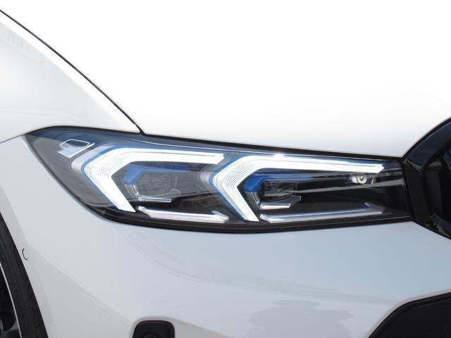 ３シリーズ ３２０ｄ　ｘＤｒｉｖｅＭスポーツエディションシャドー　純正ナビ　全周囲カメラ　衝突軽減ブレーキ　ＡＣＣ　１９インチＡＷ（14枚目）