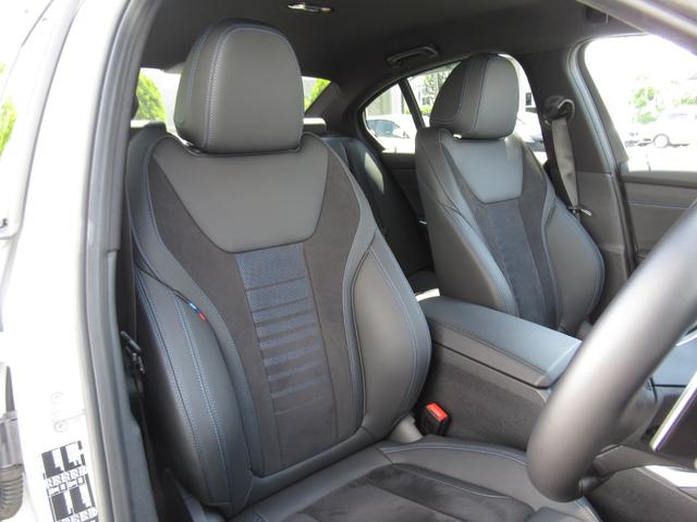 ３シリーズ ３２０ｄ　ｘＤｒｉｖｅＭスポーツエディションシャドー　純正ナビ　全周囲カメラ　衝突軽減ブレーキ　ＡＣＣ　１９インチＡＷ（18枚目）