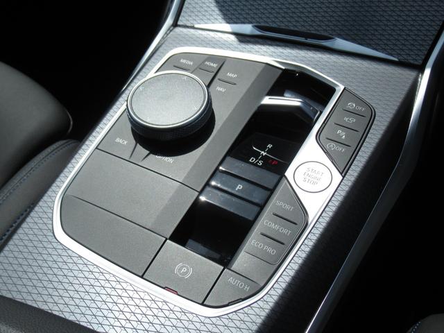 ３シリーズ ３２０ｄ　ｘＤｒｉｖｅＭスポーツエディションシャドー　純正ナビ　全周囲カメラ　衝突軽減ブレーキ　ＡＣＣ　１９インチＡＷ（38枚目）