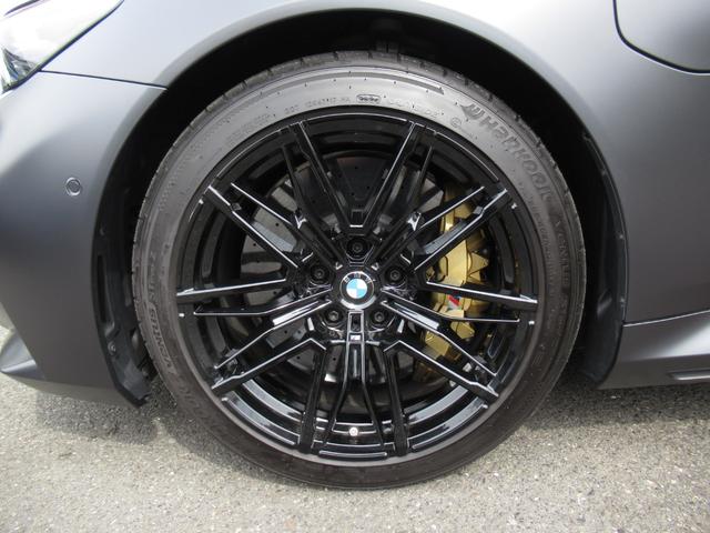 Ｍ５ 　純正ナビ　２０／２１インチアロイホイール　全周囲カメラ　衝突軽減ブレーキ　赤レザーシート　フロントシートヒーター　Ｂｌｕｅｔｏｏｔｈプラグインハイブリッド（10枚目）