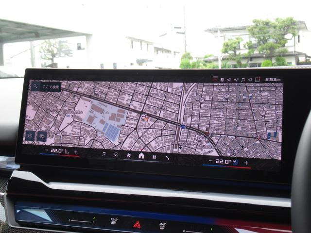 Ｍ５ 　純正ナビ　２０／２１インチアロイホイール　全周囲カメラ　衝突軽減ブレーキ　赤レザーシート　フロントシートヒーター　Ｂｌｕｅｔｏｏｔｈプラグインハイブリッド（31枚目）