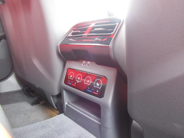 Ｍ５ 　純正ナビ　２０／２１インチアロイホイール　全周囲カメラ　衝突軽減ブレーキ　赤レザーシート　フロントシートヒーター　Ｂｌｕｅｔｏｏｔｈプラグインハイブリッド（48枚目）