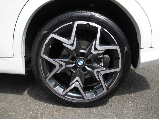 Ｘ２ ｘＤｒｉｖｅ　２０ｉ　Ｍスポーツ　純正ナビ　２０インチアロイホイール　黒レザーシート　電動シート　フロントシートヒーター　電動テールゲート　衝突軽減ブレーキ　Ｂｌｕｅｔｏｏｔｈ　元デモカー（10枚目）