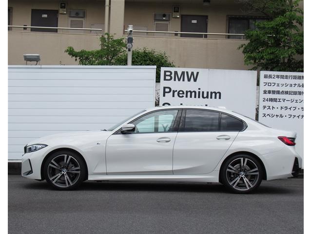 ３シリーズ ３２０ｄ　ｘＤｒｉｖｅＭスポーツエディションシャドー　ＡＣＣ　パーキングアシスト　ヘッドアップディスプレイ　１９インチＡＷ　ブラックグリル　全周囲カメラ　全国２年保証（10枚目）