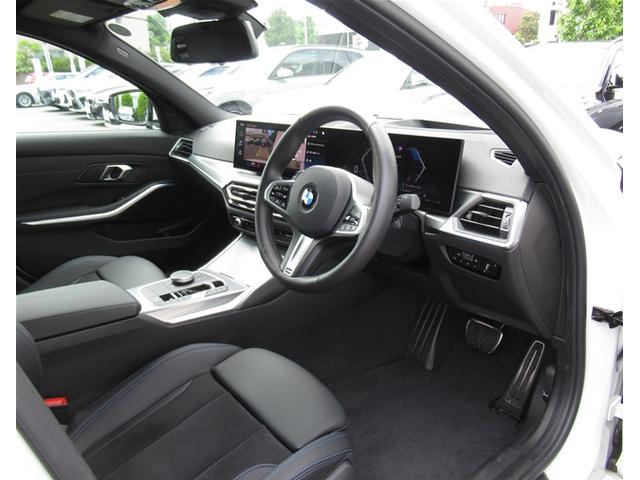 ３シリーズ ３２０ｄ　ｘＤｒｉｖｅＭスポーツエディションシャドー　ＡＣＣ　パーキングアシスト　ヘッドアップディスプレイ　１９インチＡＷ　ブラックグリル　全周囲カメラ　全国２年保証（14枚目）