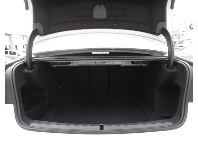 ３シリーズ ３２０ｄ　ｘＤｒｉｖｅＭスポーツエディションシャドー　ＡＣＣ　パーキングアシスト　ヘッドアップディスプレイ　１９インチＡＷ　ブラックグリル　全周囲カメラ　全国２年保証（56枚目）