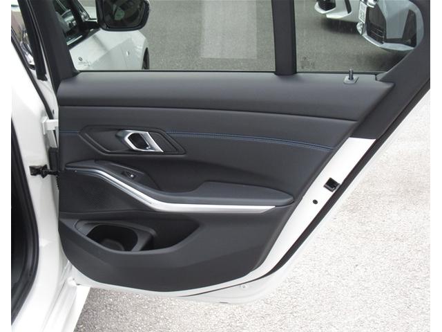 ３シリーズ ３２０ｄ　ｘＤｒｉｖｅＭスポーツエディションシャドー　ＡＣＣ　パーキングアシスト　ヘッドアップディスプレイ　１９インチＡＷ　ブラックグリル　全周囲カメラ　全国２年保証（59枚目）