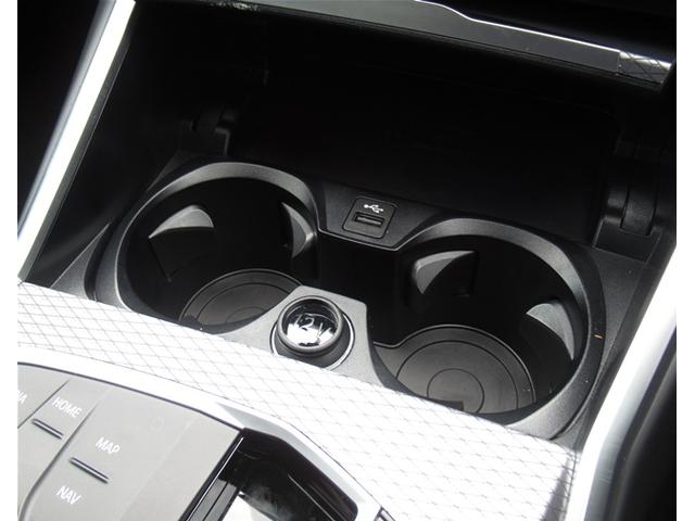３シリーズ ３２０ｄ　ｘＤｒｉｖｅＭスポーツエディションシャドー　ＡＣＣ　パーキングアシスト　ヘッドアップディスプレイ　１９インチＡＷ　ブラックグリル　全周囲カメラ　全国２年保証（60枚目）