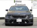 Ｍ５ 　純正ナビ　２０／２１インチアロイホイール　全周囲カメラ　衝突軽減ブレーキ　赤レザーシート　フロントシートヒーター　Ｂｌｕｅｔｏｏｔｈプラグインハイブリッド（2枚目）