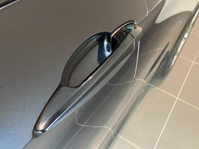 Ｘ５ ｘＤｒｉｖｅ　３５ｄ　Ｍスポーツ　認定中古車　ＢＭＷ　アロイホイール　Ｍ　ダブルスポーク　アダプティブ　Ｍ　サスペンション　コンフォート　アクセス　システム　ドア　ソフト　クローズ　オートマチック　電動パノラマルーフ　禁煙車（21枚目）