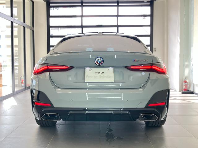 ４シリーズ Ｍ４４０ｉ　ｘＤｒｉｖｅグランクーペ　認定中古車　Ｍ　スポーツ　ブレーキ　　Ｍ　スポーツディファレンシャル　アダプティブ　Ｍ　サスペンション　コンフォートアクセス　電動サンルーフ　シート　ヒーター　運転席／助手席（3枚目）