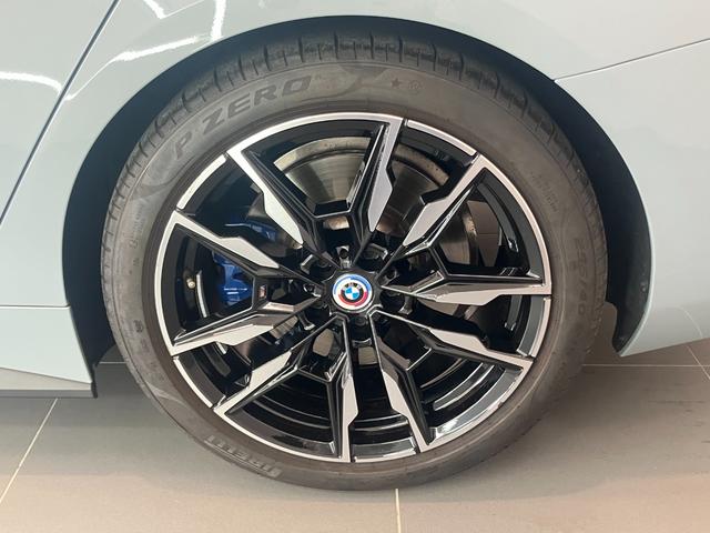 ４シリーズ Ｍ４４０ｉ　ｘＤｒｉｖｅグランクーペ　認定中古車　Ｍ　スポーツ　ブレーキ　　Ｍ　スポーツディファレンシャル　アダプティブ　Ｍ　サスペンション　コンフォートアクセス　電動サンルーフ　シート　ヒーター　運転席／助手席（22枚目）