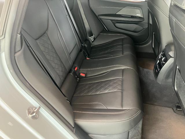 ４シリーズ Ｍ４４０ｉ　ｘＤｒｉｖｅグランクーペ　認定中古車　Ｍ　スポーツ　ブレーキ　　Ｍ　スポーツディファレンシャル　アダプティブ　Ｍ　サスペンション　コンフォートアクセス　電動サンルーフ　シート　ヒーター　運転席／助手席（23枚目）