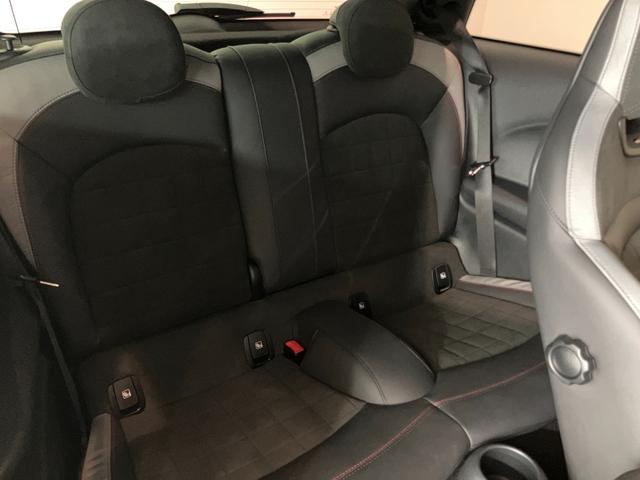 ＭＩＮＩ ＪＣＷ　プレミアムプラスパッケージ　ＪＣＷトリム　認定中古車　ステアリング　ホイール　ナッパ　レザー　格納機能付きドアミラー　コンフォートアクセス　　Ｒ　ビューカメラ　Ｆ　アーム　レスト　　アダプティブ　クルーズ　コントロール（11枚目）
