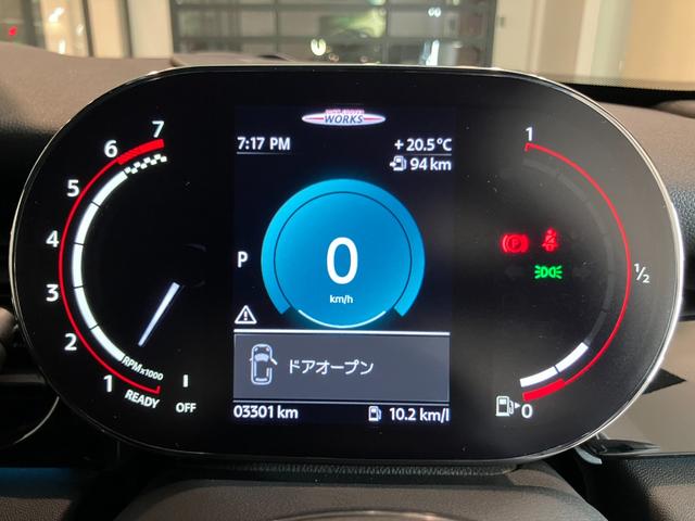 ＭＩＮＩ ＪＣＷ　プレミアムプラスパッケージ　ＪＣＷトリム　認定中古車　ステアリング　ホイール　ナッパ　レザー　格納機能付きドアミラー　コンフォートアクセス　　Ｒ　ビューカメラ　Ｆ　アーム　レスト　　アダプティブ　クルーズ　コントロール（31枚目）