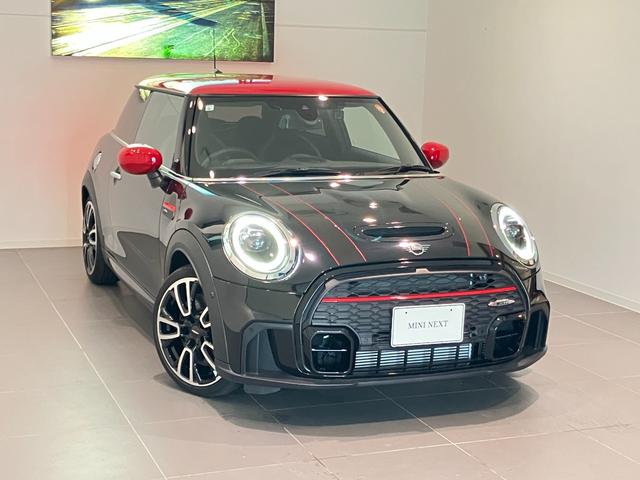 ＭＩＮＩ ＪＣＷ　プレミアムプラスパッケージ　ＪＣＷトリム　認定中古車　ステアリング　ホイール　ナッパ　レザー　格納機能付きドアミラー　コンフォートアクセス　　Ｒ　ビューカメラ　Ｆ　アーム　レスト　　アダプティブ　クルーズ　コントロール（38枚目）
