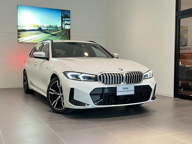 ３シリーズ ３１８ｉツーリング　Ｍスポーツ　認定中古車　ＢＭＷライトアロイホイール　ダブルスポーク　ＡＴ　パドル　スイッチ付き　バリアブル　スポーツ　ステアリング　Ｍ　スポーツ　パッケージ（4枚目）