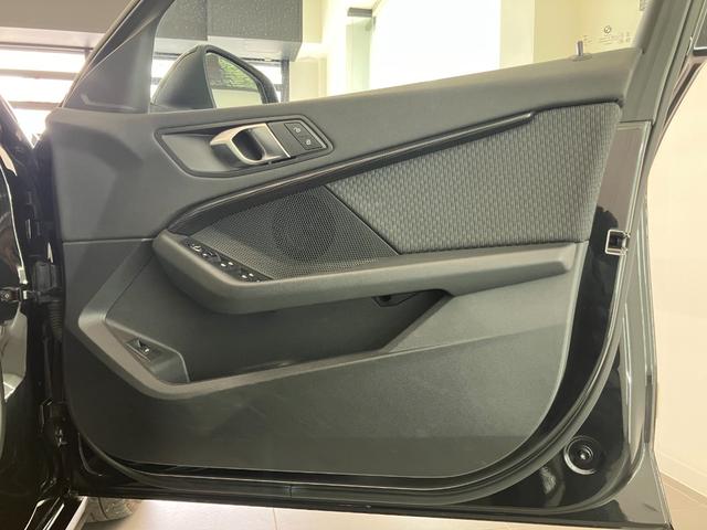 1シリーズ 118d プレイ 認定中古車 BMW アロイ ホイール マルチ スポーク スタイリング オートマチック トランク リッド ロック  コンフォート アクセス システム  ETC内蔵型ルーム ミラー Aクルーズコントロール(42枚目)