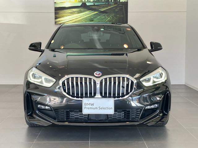 １シリーズ １１８ｉ　Ｍスポーツ　認定中古車　ＢＭＷ　アロイホイール　ダブルスポーク　格納機能付きドアミラー　オートマチック　トランク　リッド　ロック　コンフォート　アクセス　システム　Ｍ　スポーツ　パッケージ（2枚目）