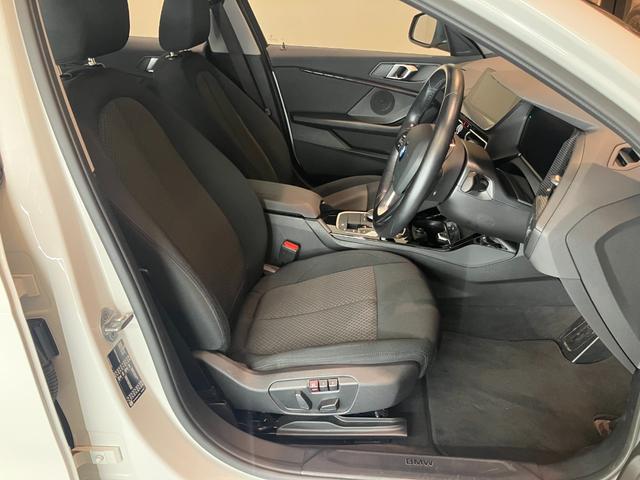 1シリーズ 118d プレイ 認定中古車 MW アロイ ホイール マルチ スポーク スタイリング オートマチック トランク リッド ロック コンフォート アクセス システム ETC内蔵型ルーム ミラー 電動シート調節 メモリー付(12枚目)