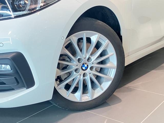 1シリーズ 118d プレイ 認定中古車 MW アロイ ホイール マルチ スポーク スタイリング オートマチック トランク リッド ロック コンフォート アクセス システム ETC内蔵型ルーム ミラー 電動シート調節 メモリー付(21枚目)