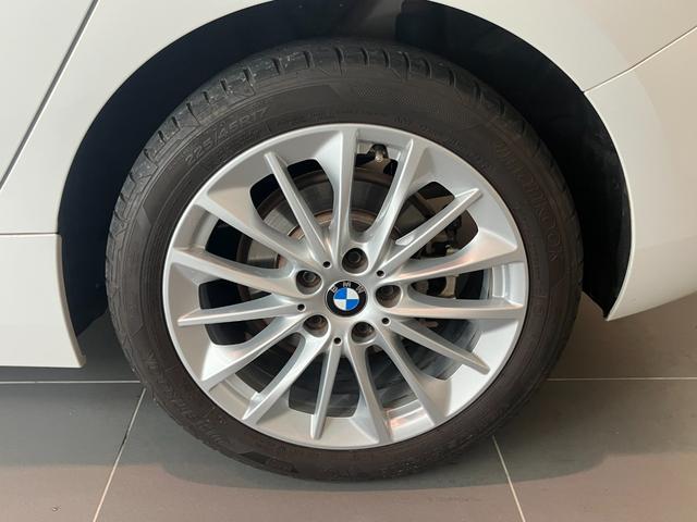 1シリーズ 118d プレイ 認定中古車 MW アロイ ホイール マルチ スポーク スタイリング オートマチック トランク リッド ロック コンフォート アクセス システム ETC内蔵型ルーム ミラー 電動シート調節 メモリー付(22枚目)