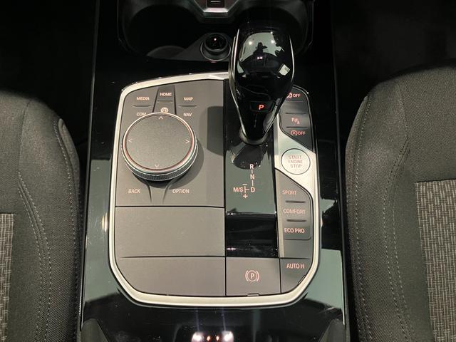 1シリーズ 118d プレイ 認定中古車 MW アロイ ホイール マルチ スポーク スタイリング オートマチック トランク リッド ロック コンフォート アクセス システム ETC内蔵型ルーム ミラー 電動シート調節 メモリー付(37枚目)