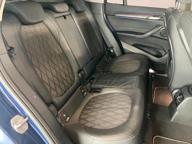 Ｘ１ ｘＤｒｉｖｅ　１８ｄ　ｘライン　認定中古車　軽合金　ホイール　Ｙ　スポーク　パフォーマンス　コントロール　　格納機能付きドアミラー　オートマチック　トランク　リッド　ロック　コンフォート　アクセス　システム（22枚目）