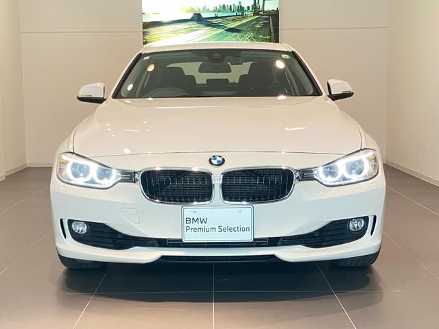 3シリーズ 320i スポーツ 認定中古車 コンフォート アクセス システム 自動防眩ルームミラー 電動シート調節 メモリー付 R パーク ディスタンス コントロール(PDC) R パーク ディスタンス コントロール(PDC)(2枚目)