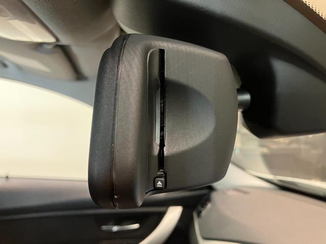 3シリーズ 320i スポーツ 認定中古車 コンフォート アクセス システム 自動防眩ルームミラー 電動シート調節 メモリー付 R パーク ディスタンス コントロール(PDC) R パーク ディスタンス コントロール(PDC)(10枚目)