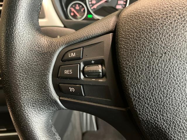 3シリーズ 320i スポーツ 認定中古車 コンフォート アクセス システム 自動防眩ルームミラー 電動シート調節 メモリー付 R パーク ディスタンス コントロール(PDC) R パーク ディスタンス コントロール(PDC)(31枚目)