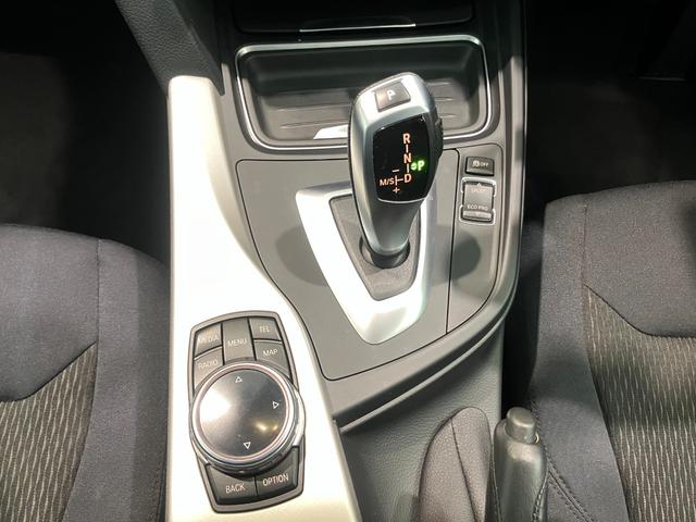 3シリーズ 320i スポーツ 認定中古車 コンフォート アクセス システム 自動防眩ルームミラー 電動シート調節 メモリー付 R パーク ディスタンス コントロール(PDC) R パーク ディスタンス コントロール(PDC)(34枚目)