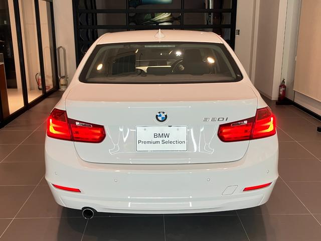 3シリーズ 320i スポーツ 認定中古車 コンフォート アクセス システム 自動防眩ルームミラー 電動シート調節 メモリー付 R パーク ディスタンス コントロール(PDC) R パーク ディスタンス コントロール(PDC)(38枚目)