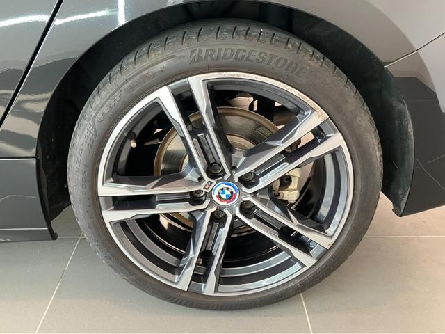 １シリーズ １１８ｄ　Ｍスポーツ　認定中古車　オートマチック　トランク　リッド　ロック　　コンフォートアクセス　Ｍ　スポーツ　パッケージ　　ＥＴＣ内蔵型ルーム　ミラー　電動シート調節　メモリー付（21枚目）