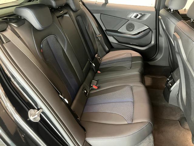 １シリーズ １１８ｄ　Ｍスポーツ　認定中古車　オートマチック　トランク　リッド　ロック　コンフォートアクセス　　Ｍ　スポーツ　パッケージ　ＥＴＣ内蔵型ルーム　ミラー　Ａクルーズコントロール＋Ｓｔｏｐ＆Ｇｏ機能（11枚目）