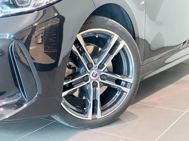 １シリーズ １１８ｄ　Ｍスポーツ　認定中古車　オートマチック　トランク　リッド　ロック　コンフォートアクセス　　Ｍ　スポーツ　パッケージ　ＥＴＣ内蔵型ルーム　ミラー　Ａクルーズコントロール＋Ｓｔｏｐ＆Ｇｏ機能（21枚目）