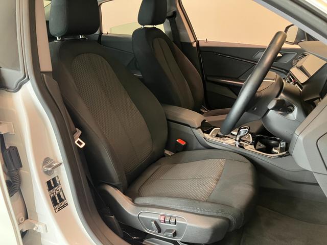 ２シリーズ ２１８ｉグランクーペ　プレイ　認定中古車　ＢＭＷ　アロイ　ホイール　マルチ　スポーク　スタイリング　格納機能付きドアミラー　コンフォート　アクセス　システム　ＥＴＣ内蔵型ルーム　ミラー　Ａクルーズコントロール＋Ｓｔｏｐ＆Ｇｏ機能（12枚目）