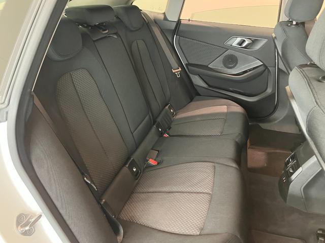 ２シリーズ ２１８ｉグランクーペ　プレイ　認定中古車　ＢＭＷ　アロイ　ホイール　マルチ　スポーク　スタイリング　格納機能付きドアミラー　コンフォート　アクセス　システム　ＥＴＣ内蔵型ルーム　ミラー　Ａクルーズコントロール＋Ｓｔｏｐ＆Ｇｏ機能（22枚目）