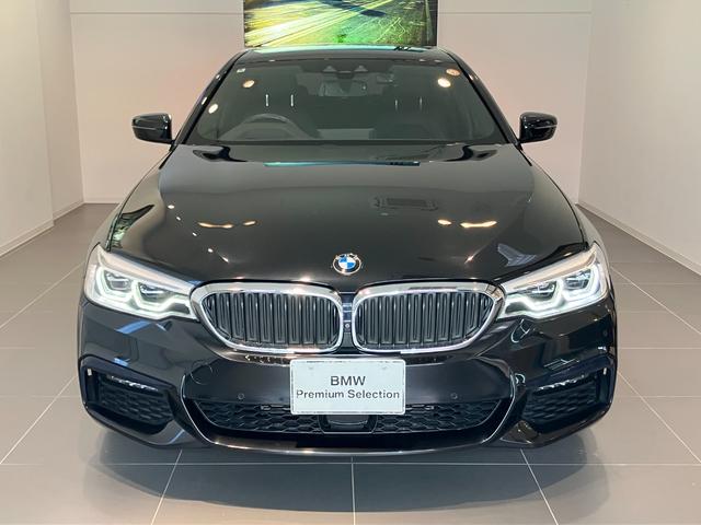 ５シリーズ ５２３ｄ　ｘＤｒｉｖｅ　Ｍスピリット　認定中古車　ＢＭＷアロイ　ホイール　ダブルスポーク　コンフォートアクセス　　Ｍ　スポーツ　パッケージ　　Ｄｒｉｖｉｎｇ　Ａｓｓｉｓｔａｎｔ　Ｐｌｕｓ（42枚目）