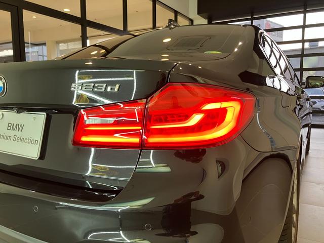 ５シリーズ ５２３ｄ　ｘＤｒｉｖｅ　Ｍスピリット　認定中古車　ＢＭＷアロイ　ホイール　ダブルスポーク　コンフォートアクセス　　Ｍ　スポーツ　パッケージ　　Ｄｒｉｖｉｎｇ　Ａｓｓｉｓｔａｎｔ　Ｐｌｕｓ（48枚目）