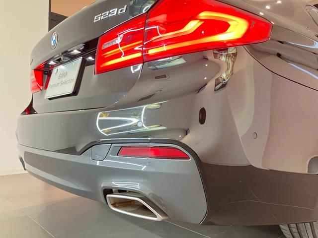 ５シリーズ ５２３ｄ　ｘＤｒｉｖｅ　Ｍスピリット　認定中古車　ＢＭＷアロイ　ホイール　ダブルスポーク　コンフォートアクセス　　Ｍ　スポーツ　パッケージ　　Ｄｒｉｖｉｎｇ　Ａｓｓｉｓｔａｎｔ　Ｐｌｕｓ（49枚目）