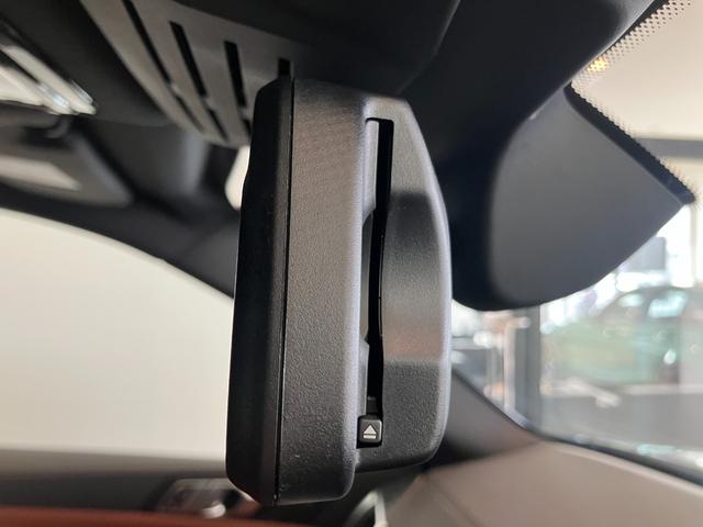 Ｘ５ ｘＤｒｉｖｅ　４０ｄ　Ｍスポーツ　認定中古車　弊社デモカー　　Ｍ　スポーツ　パッケージ　ドア　ソフト　クローズ　オートマチック　コンフォートアクセス　電動パノラマルーフ　ドライビング　アシスタント　プロフェッショナル（10枚目）